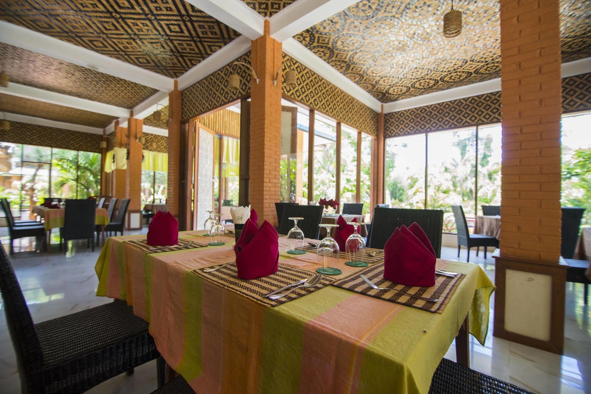 באגאן Bawga Theiddhi Hotel מראה חיצוני תמונה